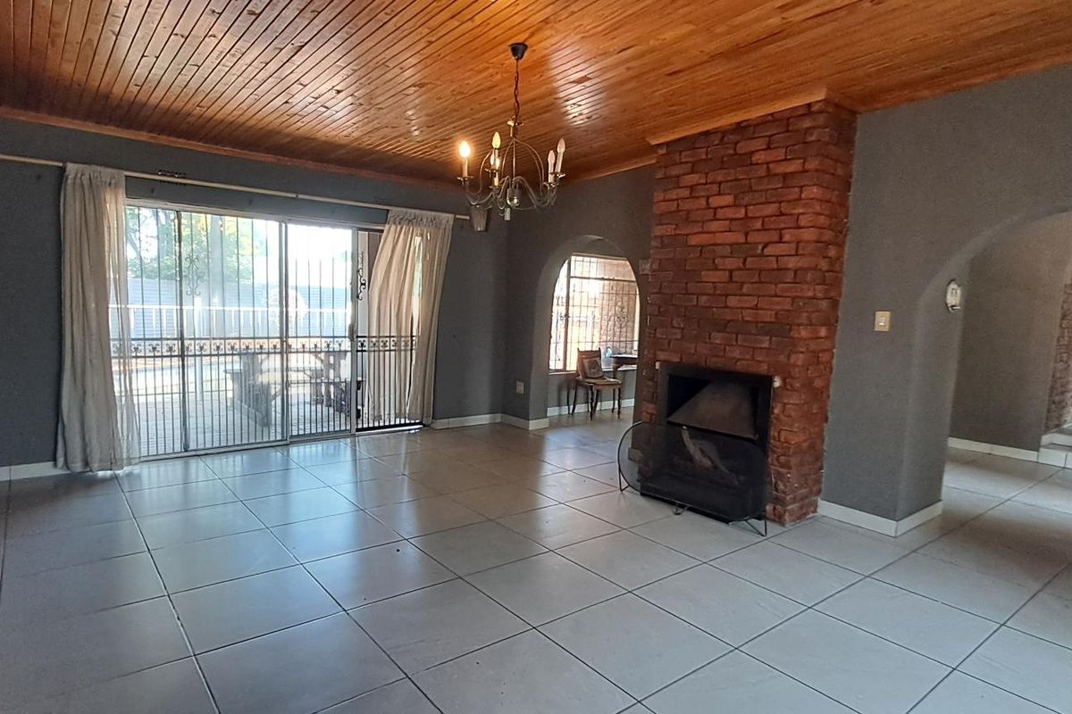 Modern Comfort Meets Tranquility in Brackenhurst Home! - Photo 5