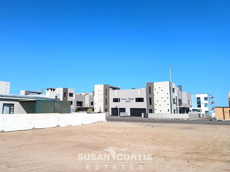 Prime Location - Photo 2