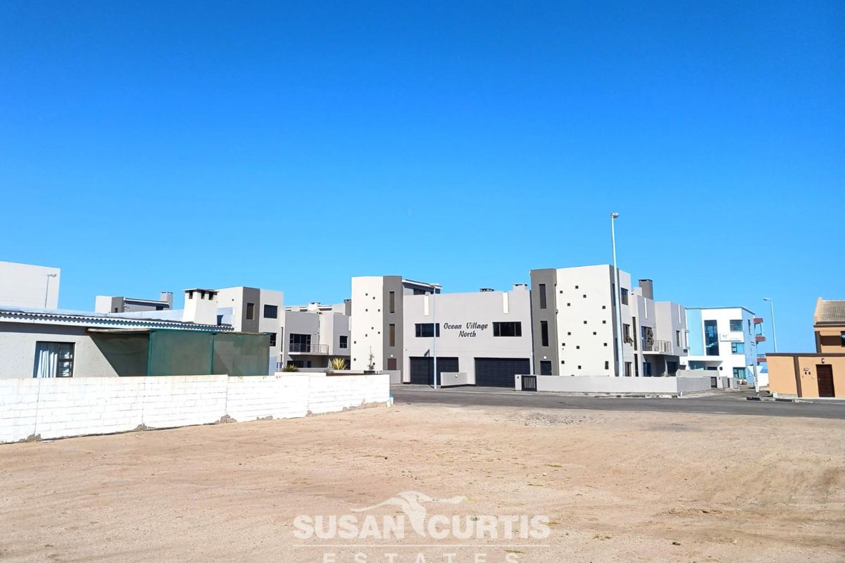 Prime Location - Photo 2