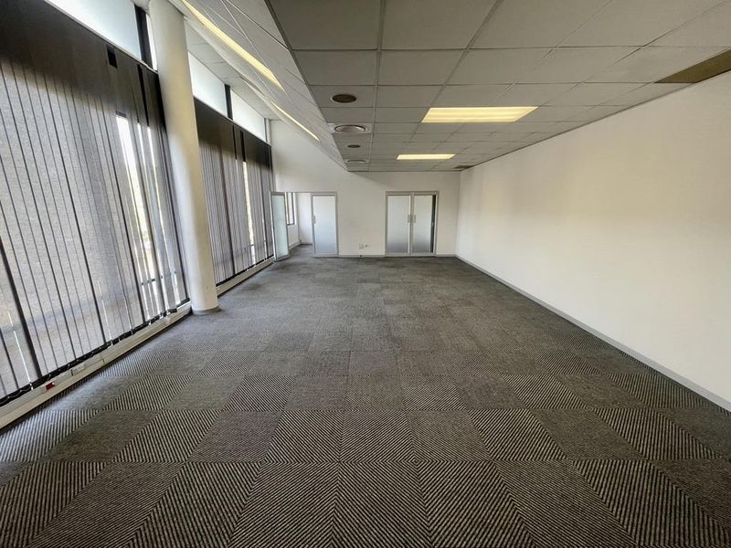 Hendra - Premium 789m2 A-Grade Office Space To Let | Springfield Business Hub - Photo 3