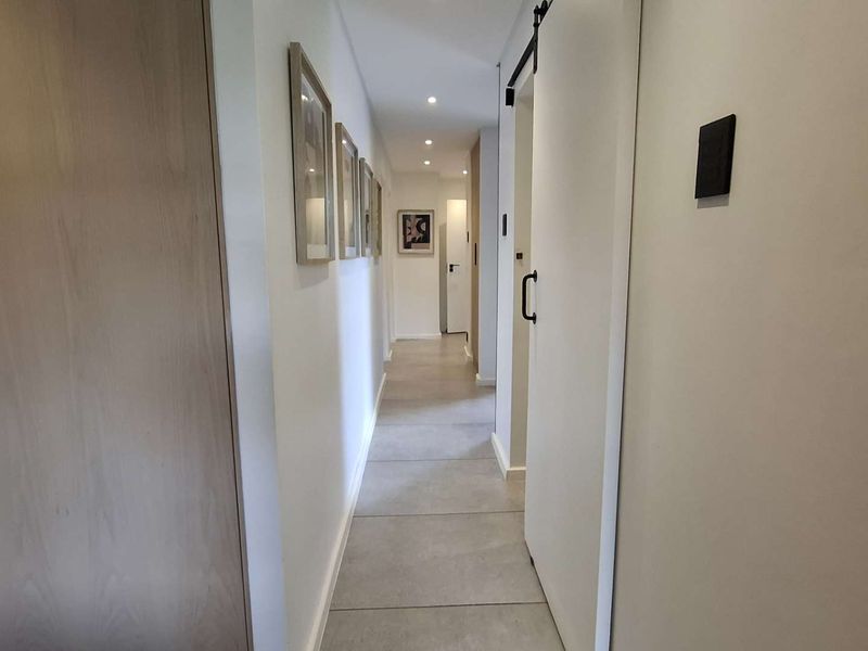 **Stunning Fully Furnished Penthouse with Unmatched Views** - Photo 7