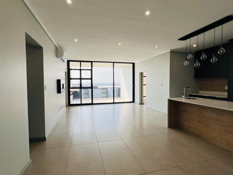 Ascend to Midstream - 3 Bedroom Luxury Apartment Available Immediately - Photo 6