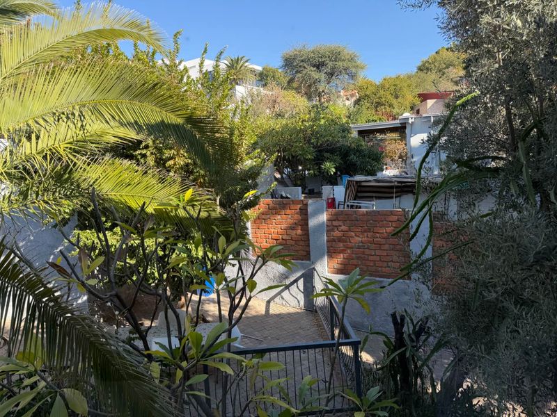 GUESTHOUSE / LUXURY RESIDENCE FOR SALE | EROS PARK, WINDHOEK Price: N$16,600,000 Excl. - Photo 9