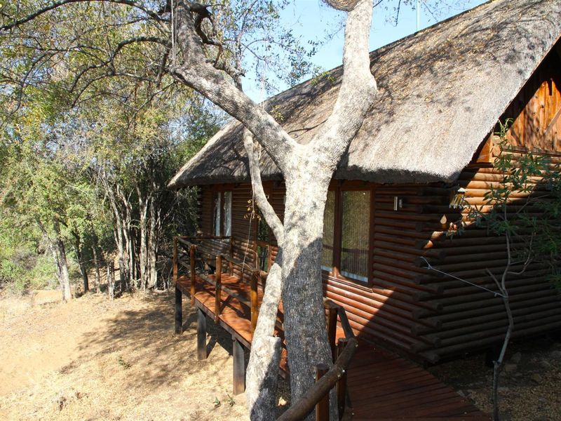 Prime location overlooking the Olifant’s River. - Photo 6