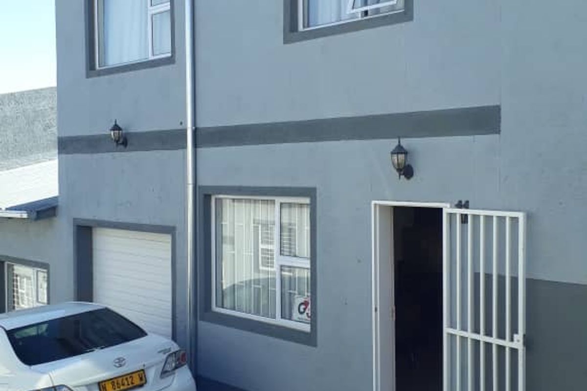 Townhouse for sale,Otjuimise - Photo 4