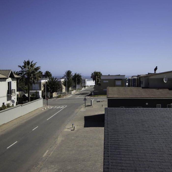 Property #2396620, House For Sale in Swakopmund Ext 9