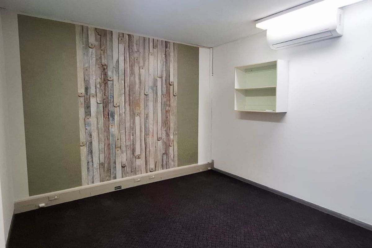 **Impeccably Maintained Offices in a Premier Business Hub** - Photo 4