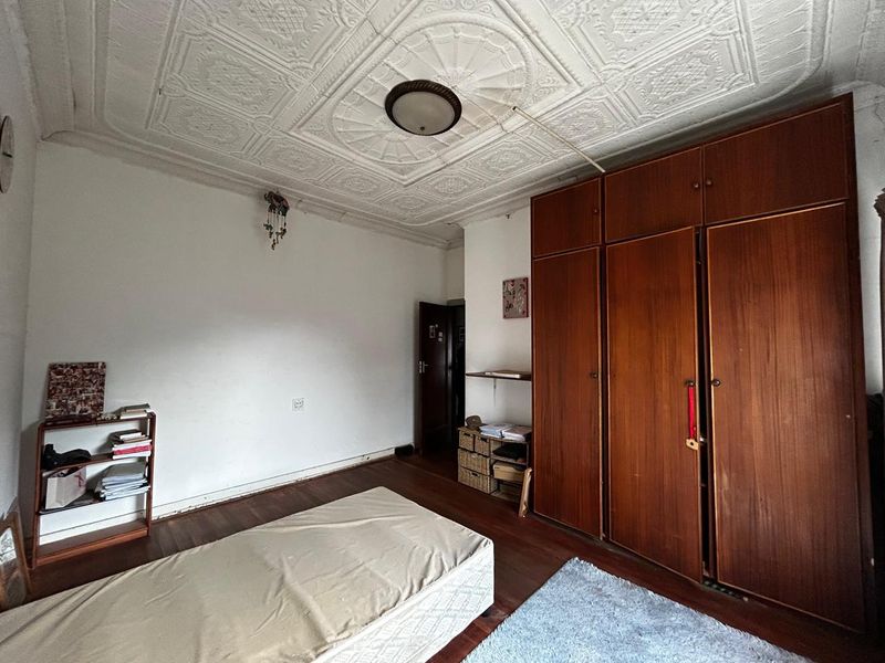 Charming 3-Bedroom Home - Photo 6