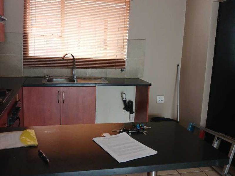 Beautiful 2 bedroom apartment - Photo 4