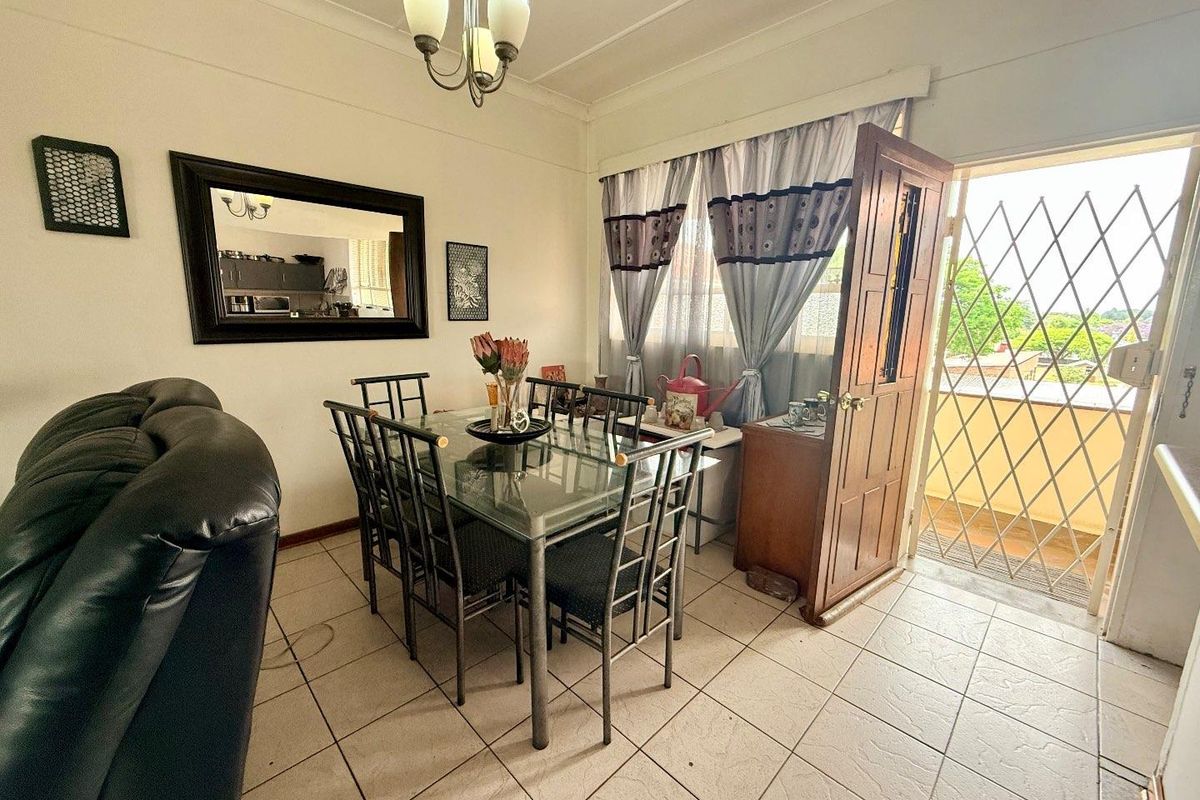 2 bedroom Apartment for sale in Vryheid - Photo 3