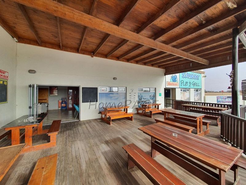 Retail Building and Running Concern, Henties Bay:  SKUBBE BAR IS FOR SALE - Photo 5