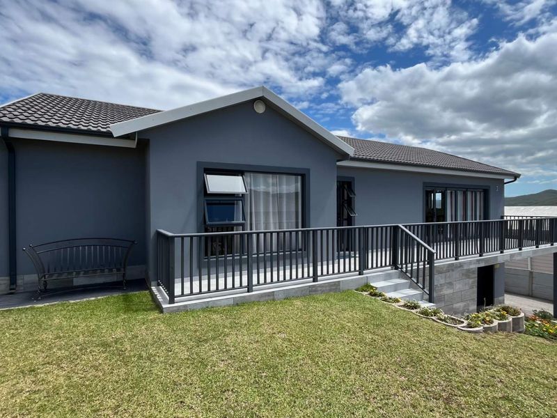 Retreat to Relaxation: Scenic Views & Spacious Living! - Photo 1