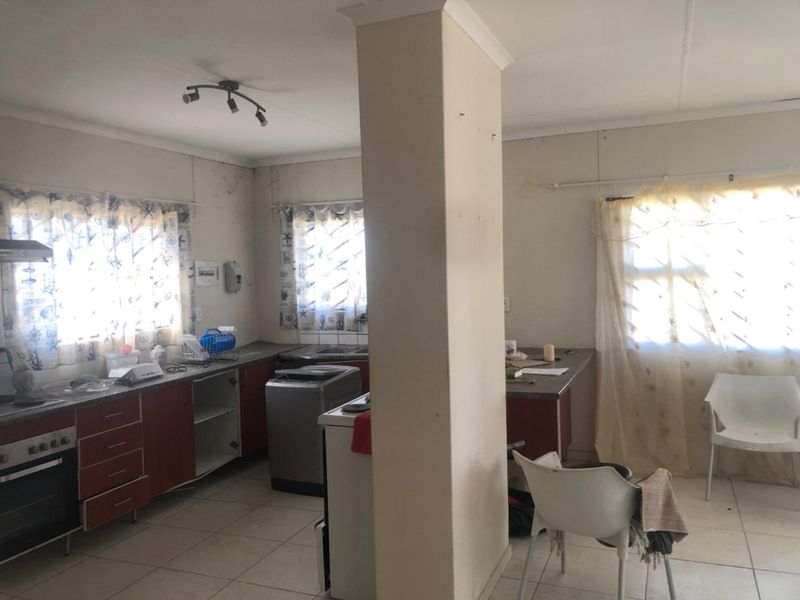 House for sale - Photo 2