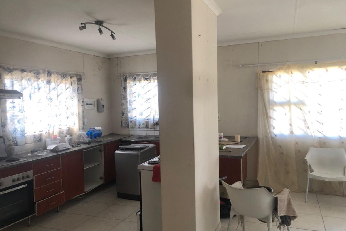 House for sale - Photo 2