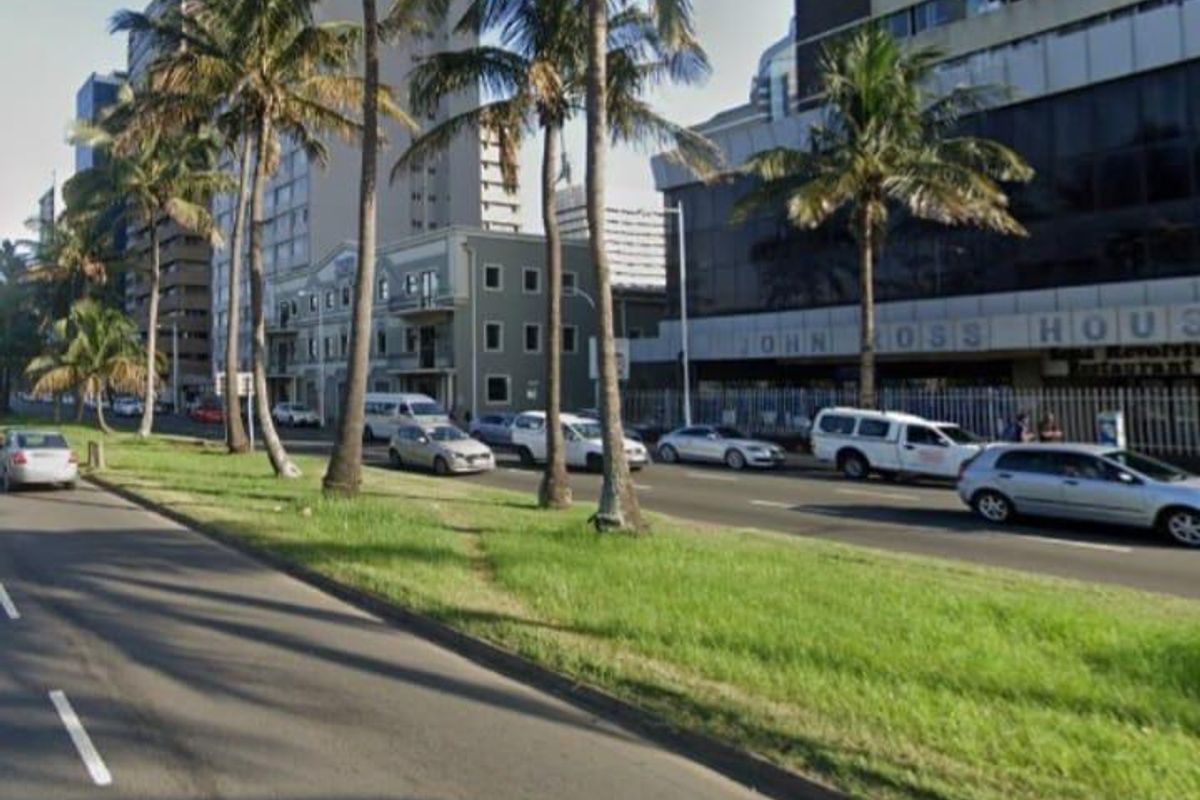 Charming 1-Bedroom Apartment in Prime Location - Photo 2