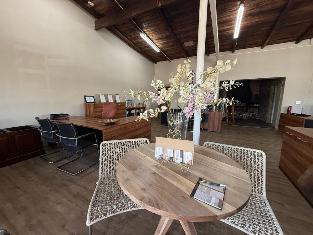 Huge office space with street front