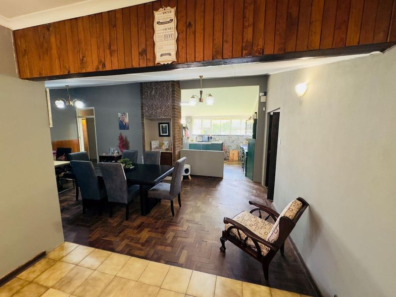 Welcome to your Dream Home - Photo 10