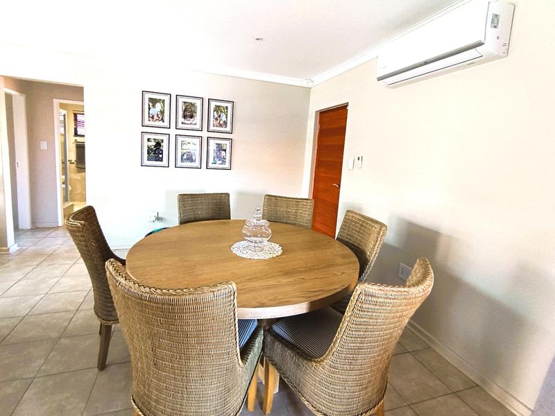 Sunlit Serenity with Solar, Space and Security - Photo 5