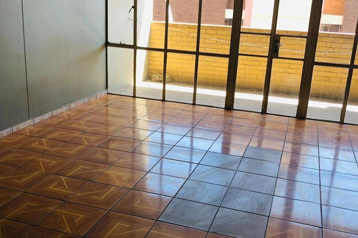 Explore Ideal Living: Security & Convenience Combined! - Photo 5