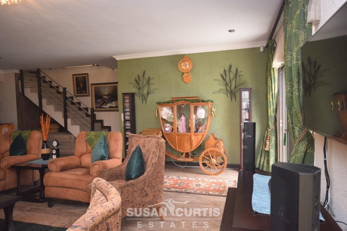 HOUSE WITH FLAT IN EXT 9, FOR SALE - Photo 2