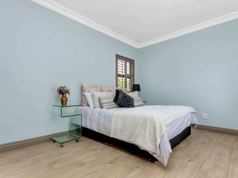 5 Bedroom House for Sale in Dainfern Golf Estate - Photo 7