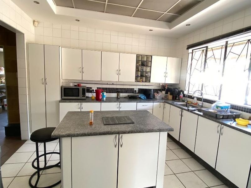 Commercial/Residential Investment Property For Sale In Windhoek west - Photo 5