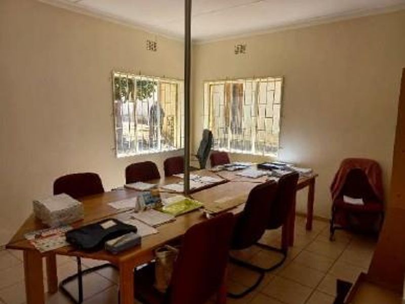 CBD - Commercial Property for Sale - Photo 8