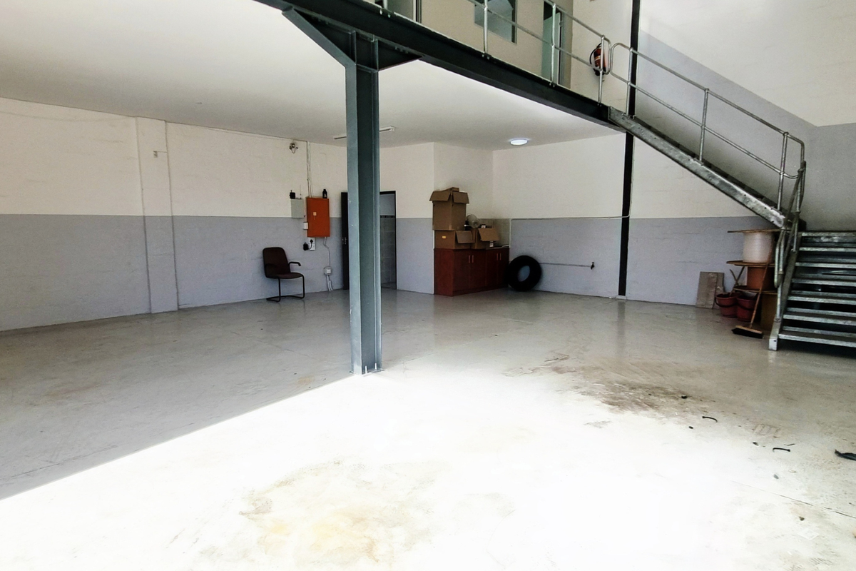 Turnkey 184m2 warehouse-office hybrid in Cornubia Industrial Precinct | Smart security, 63 amps, and epoxy floors - Photo 2