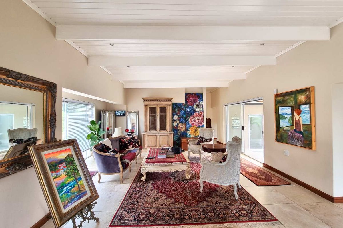 Elegant Living Steps from the Ocean! - Photo 3