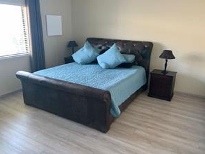 Stunning Home - Photo 7