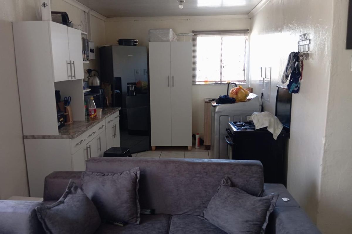 1 Bedroom House for Sale in Delft South - Photo 4