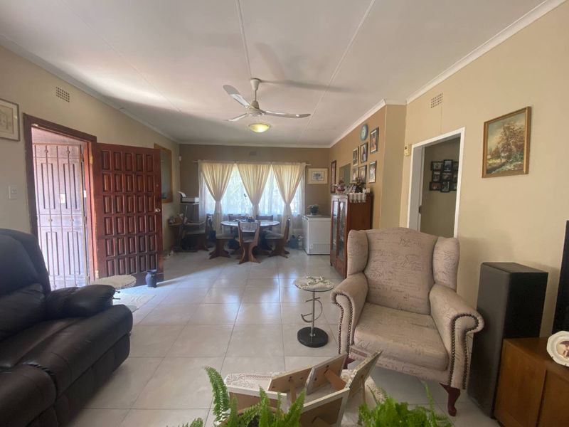 Family Home – Space, Style & Entertaining! - Photo 4