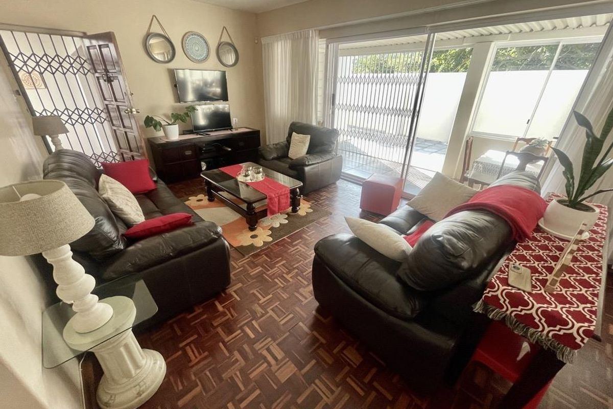 Hendra - Cozy 4 Bedroom Duplex To Rent In La Lucia - Photo 3