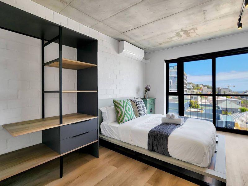 Sea Point Airbnb Spinner! - Photo 3