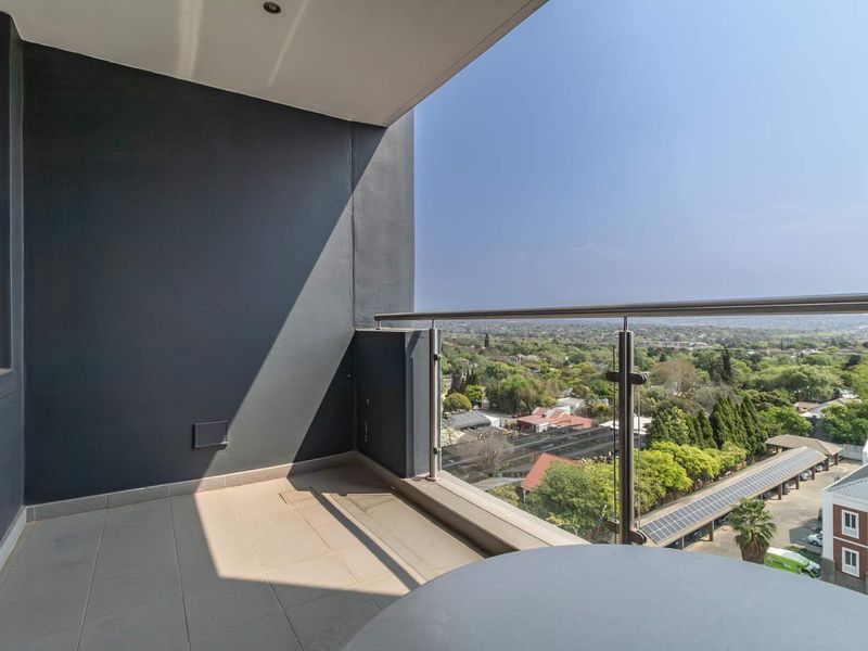 STUNNING FULLY FURNISHED 2 BED APARTMENT IN ROSEBANK FOR SALE - Photo 8