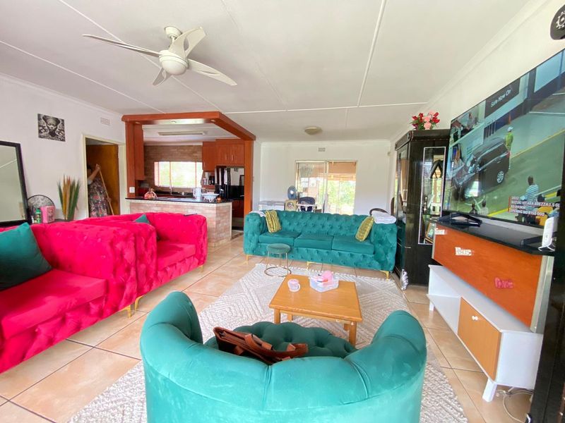 4 bedroom house - Photo 7