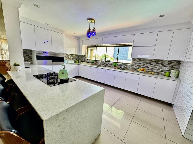 Exquisite Double Story Family Residence For Sale In Rynfield - Photo 7