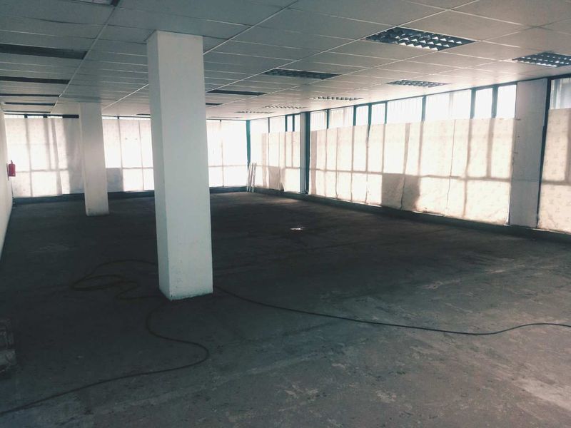 Premium 200 m2 Retail or Office Space To Let | Boksburg | Prime Commercial Location | High Exposure  Quick Look at Key Amenities  Strategically located - Photo 4