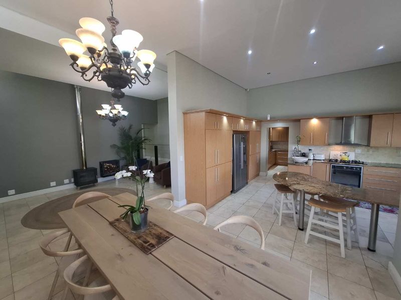 Modern Family Home in a Garden Oasis - Photo 6