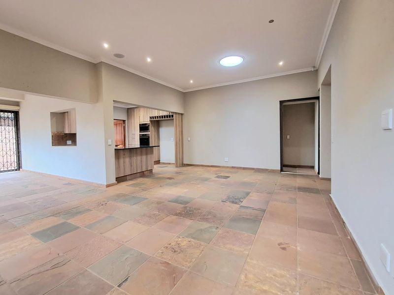 3 Bedroom Cluster for Sale in Brackenhurst - Photo 10