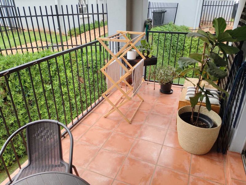 Stylish 2-Bed, 2-Bath Apartment at Northcliff Terrace! - Photo 10