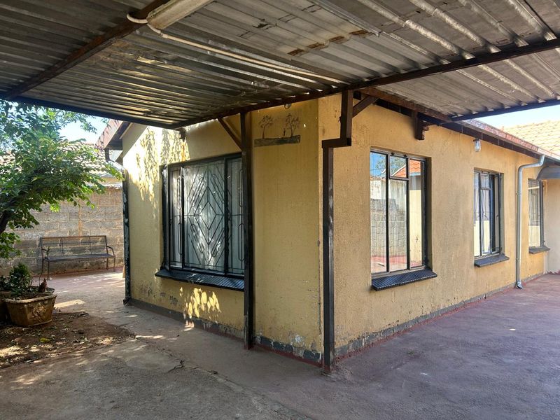 Ebony Park R 1 200 000- Lovely family home - Photo 2