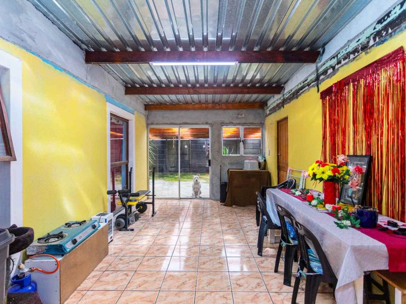 Family home for sale - Photo 9