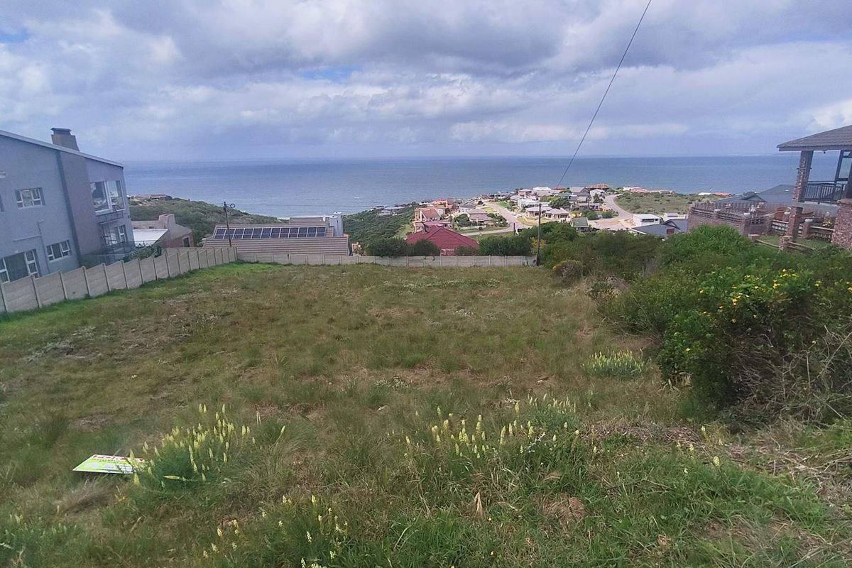 Prime 869m2 Vacant Land in Dana Bay - Photo 4