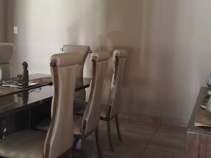 Move-in Ready Home In Prime Selcourt for Sale - Photo 8