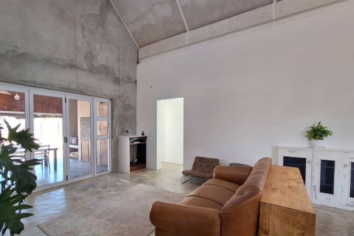 FOR SALE | STYLISH FAMILY HOME | OMEYA ESTATE - Photo 5