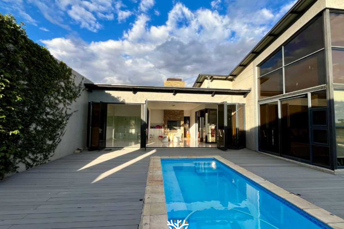 Auas View Nature Estate | 6-Bedroom Home For Sale - Photo 2