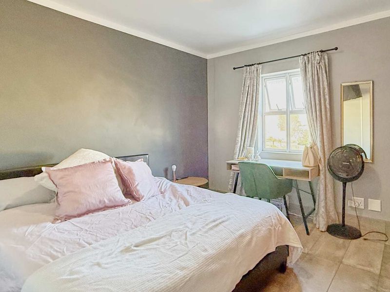 Invest in your future - Photo 3