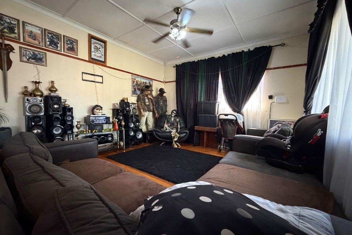 Charming Property with Income-Generating Potential in Regents Park, Johannesburg South - Photo 5