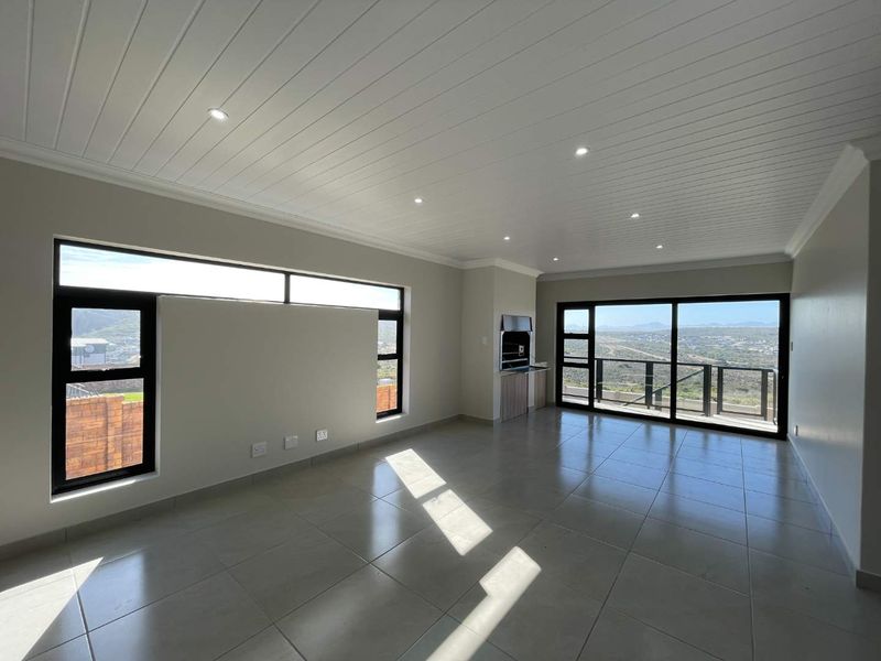 Brand New Modern Low-Maintenance Facebrick 3 Bedroom Duet Home For Sale in Island View, Mossel Bay - Photo 5